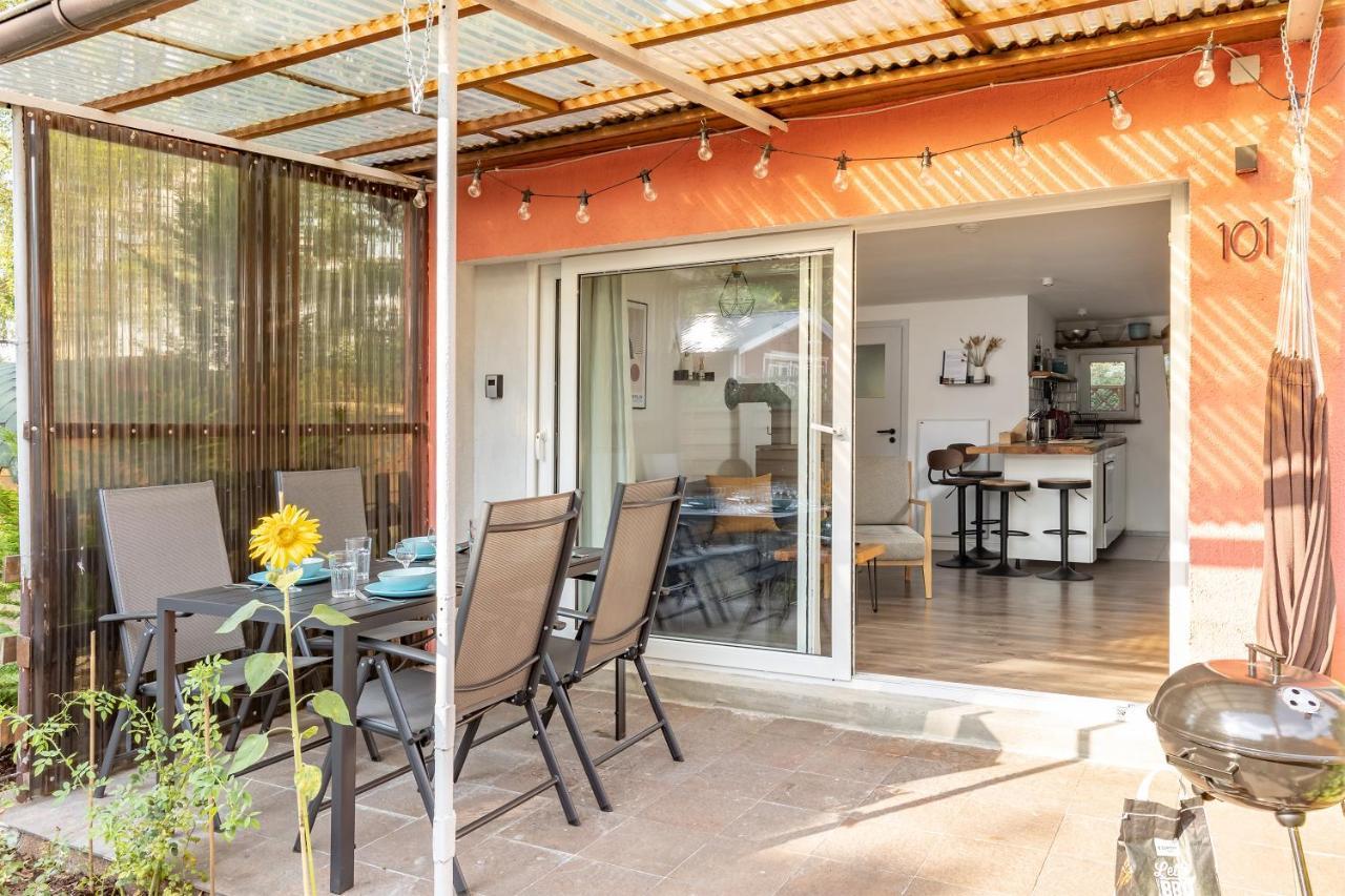 Am Grimnitzsee Gemutliches Tiny House Bungalow Mit Sauna Und Kamin Joachimsthal Exteriör bild